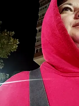 Snapshot of AleshaArabian chatting on October 2025 02:34:02 AM AleshaArabian online show from October 2025 02:34:02 AM