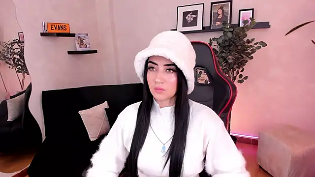 EmmyEvans1 online show from November 2025 07:37:01 PM