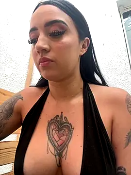 EmmyEvans1 online show from December 2025 07:33:02 PM