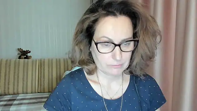 lauraoven online show from March 2025 12:45:01 PM