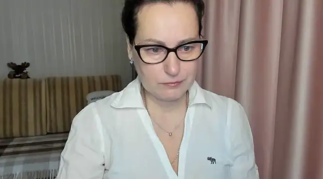 lauraoven online show from March 2025 07:19:01 AM