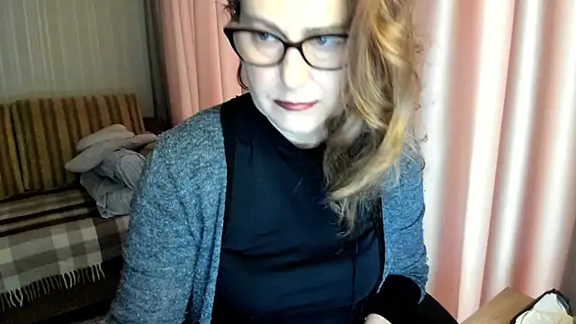 lauraoven online show from February 2026 07:48:01 AM