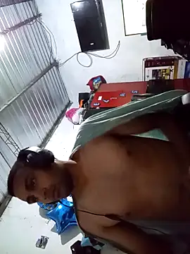 Snapshot of elias4k chatting on April 2026 07:00:01 AM elias4k online show from April 2026 07:00:01 AM