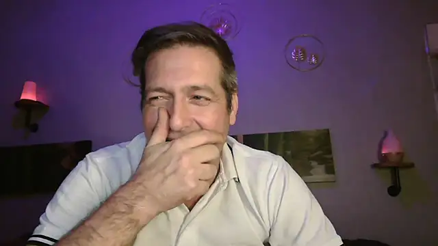 Snapshot of matrikes1 chatting on January 2025 07:05:01 PM matrikes1 online show from January 2025 07:05:01 PM