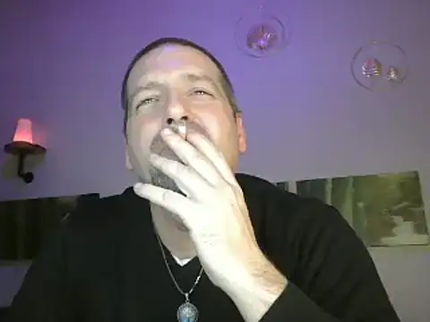 Snapshot of matrikes1 chatting on February 2025 08:21:01 PM matrikes1 online show from February 2025 08:21:01 PM