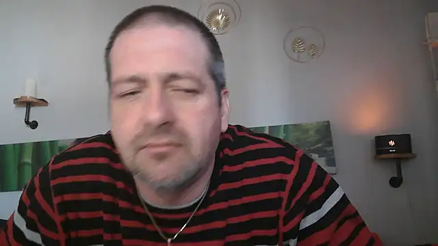 Snapshot of matrikes1 chatting on February 2025 02:01:01 PM matrikes1 online show from February 2025 02:01:01 PM