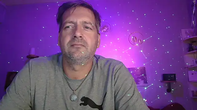 Snapshot of matrikes1 chatting on October 2025 06:05:02 PM matrikes1 online show from October 2025 06:05:02 PM