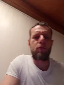 Snapshot of Kw8585kw chatting on March 2026 04:16:01 AM Kw8585kw online show from March 2026 04:16:01 AM