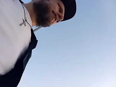 Snapshot of Kw8585kw chatting on March 2026 04:55:02 PM Kw8585kw online show from March 2026 04:55:02 PM