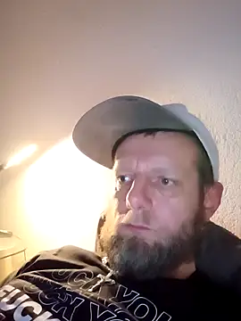 Snapshot of Kw8585kw chatting on March 2026 05:18:01 AM Kw8585kw online show from March 2026 05:18:01 AM