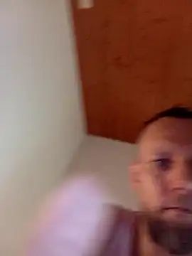 Snapshot of Kw8585kw chatting on April 2026 07:13:02 AM Kw8585kw online show from April 2026 07:13:02 AM