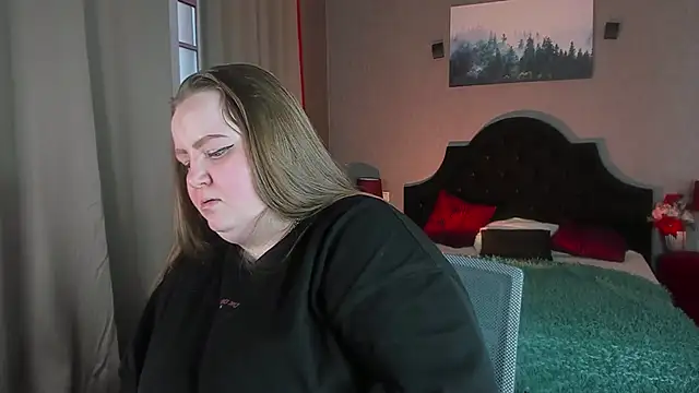 Snapshot of EMMA__CONNOR chatting on January 2025 10:22:01 AM EMMA CONNOR online show from January 2025 10:22:01 AM