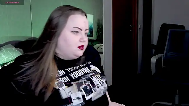 Snapshot of EMMA__CONNOR chatting on March 2025 12:16:02 AM EMMA CONNOR online show from March 2025 12:16:02 AM