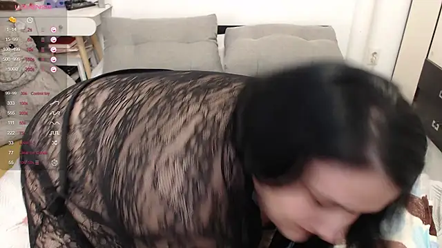 Snapshot of naughtykiss chatting on January 2025 11:24:01 PM naughtykiss online show from January 2025 11:24:01 PM