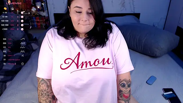 Snapshot of naughtykiss chatting on November 2025 04:57:01 AM naughtykiss online show from November 2025 04:57:01 AM