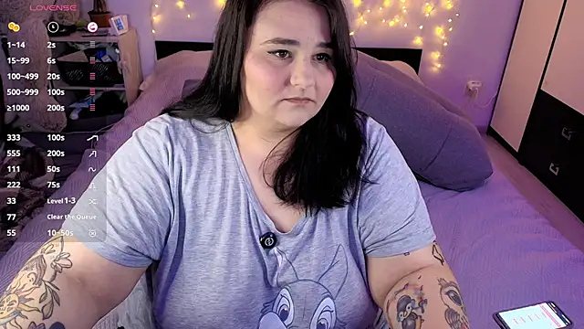 Snapshot of naughtykiss chatting on April 2026 10:19:02 AM naughtykiss online show from April 2026 10:19:02 AM