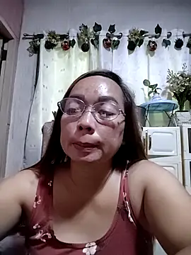 asianwet4u online show from December 2025 05:35:01 AM