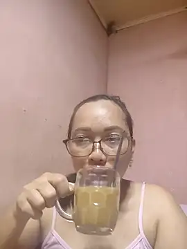 Snapshot of asianwet4u chatting on June 2026 02:27:01 AM asianwet4u online show from June 2026 02:27:01 AM