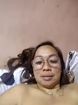Snapshot of asianwet4u chatting on July 2026 06:25:01 PM asianwet4u online show from July 2026 06:25:01 PM