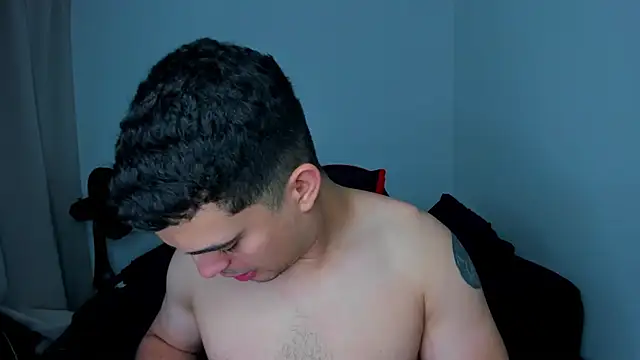 Snapshot of tanner_hard_ chatting on March 2025 01:31:02 AM tanner hard online show from March 2025 01:31:02 AM