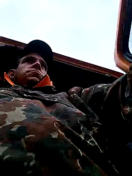 Codymc89 online show from October 2025 08:18:01 AM