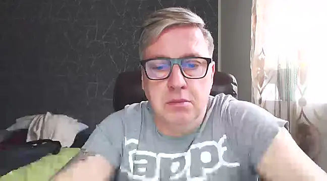 RobertStripX online show from February 2025 09:19:01 AM