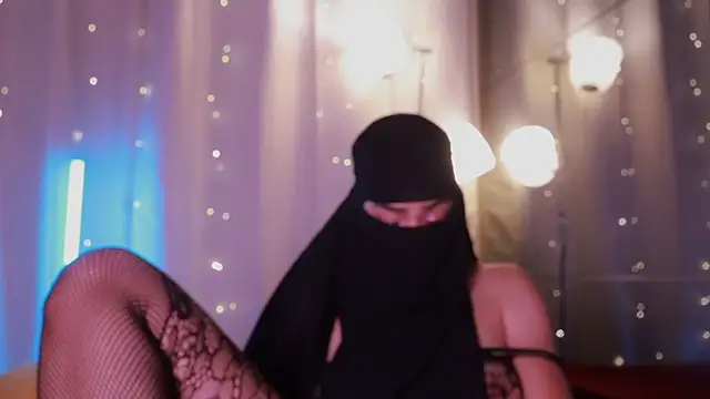 sweet diazzz online show from October 2025 07:08:01 PM