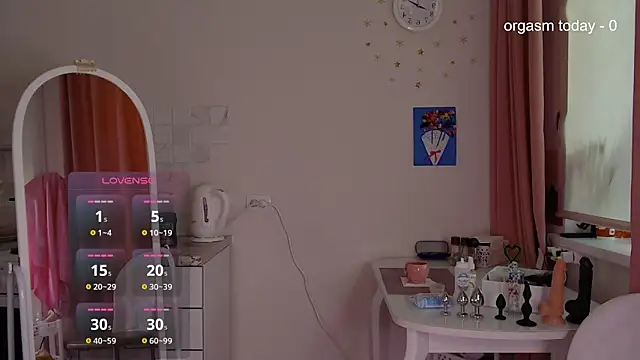 Snapshot of JuliaVilnet chatting on March 2025 05:11:02 AM JuliaVilnet online show from March 2025 05:11:02 AM