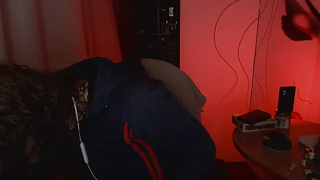 Snapshot of JohansonKatie chatting on January 2025 02:19:01 AM JohansonKatie online show from January 2025 02:19:01 AM