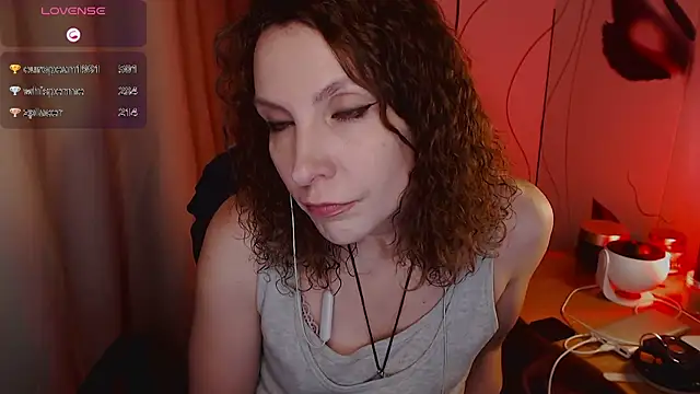 Snapshot of JohansonKatie chatting on January 2025 04:14:02 AM JohansonKatie online show from January 2025 04:14:02 AM