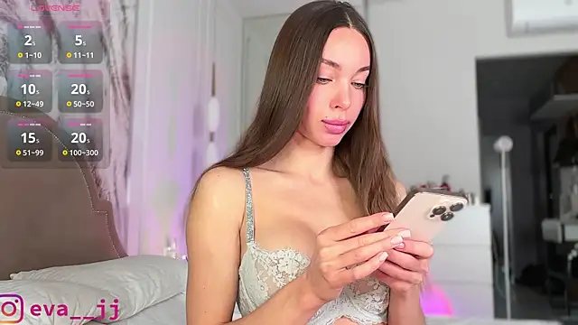 Snapshot of Eva_JJ chatting on April 2026 01:58:02 AM Eva JJ online show from April 2026 01:58:02 AM