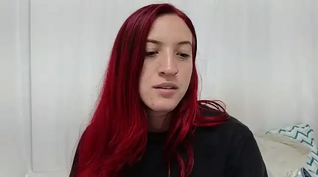 Snapshot of ninaa_fox chatting on February 2025 02:11:02 PM ninaa fox online show from February 2025 02:11:02 PM