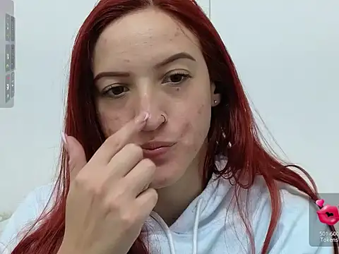 Snapshot of ninaa_fox chatting on December 2025 03:40:02 PM ninaa fox online show from December 2025 03:40:02 PM