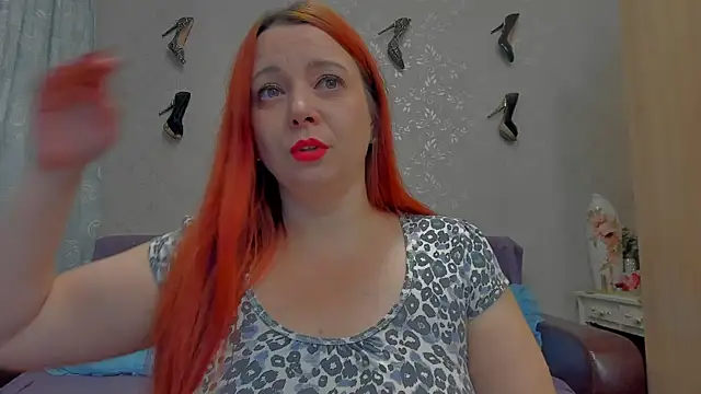 Snapshot of emilianna666 chatting on December 2024 09:51:01 AM emilianna666 online show from December 2024 09:51:01 AM