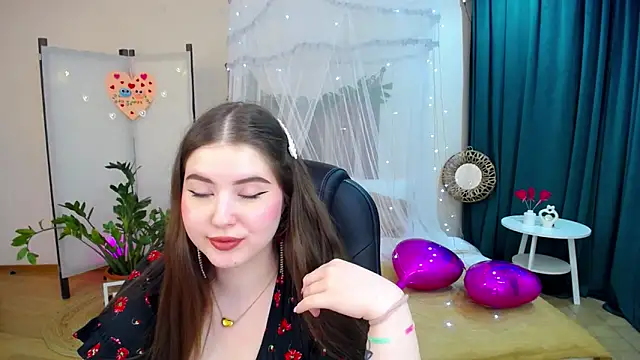 Snapshot of NicoleFoxery chatting on February 2025 04:34:02 PM NicoleFoxery online show from February 2025 04:34:02 PM
