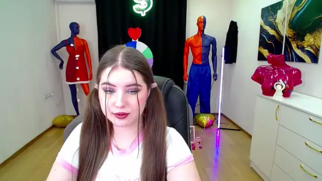 Snapshot of NicoleFoxery chatting on February 2025 09:27:02 PM NicoleFoxery online show from February 2025 09:27:02 PM