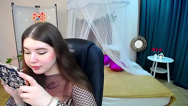 Snapshot of NicoleFoxery chatting on February 2025 06:26:02 PM NicoleFoxery online show from February 2025 06:26:02 PM