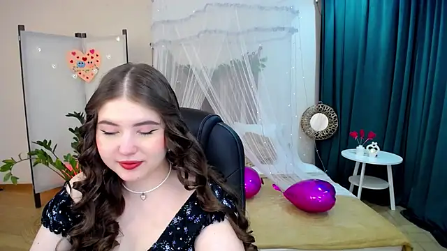Snapshot of NicoleFoxery chatting on February 2025 03:23:01 AM NicoleFoxery online show from February 2025 03:23:01 AM