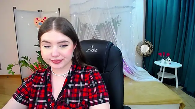 Snapshot of NicoleFoxery chatting on February 2025 06:39:02 AM NicoleFoxery online show from February 2025 06:39:02 AM