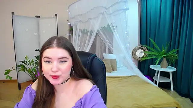 Snapshot of NicoleFoxery chatting on March 2025 06:21:02 AM NicoleFoxery online show from March 2025 06:21:02 AM