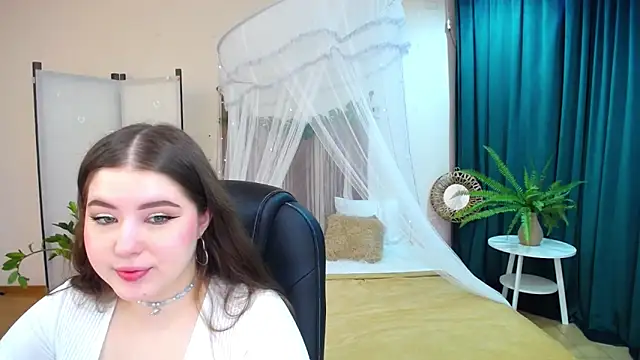Snapshot of NicoleFoxery chatting on March 2025 06:21:02 PM NicoleFoxery online show from March 2025 06:21:02 PM