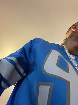 Snapshot of Prettyboiflaco chatting on December 2024 09:41:01 PM Prettyboiflaco online show from December 2024 09:41:01 PM