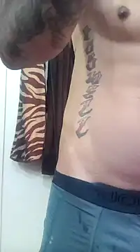 Snapshot of Prettyboiflaco chatting on December 2024 11:31:02 PM Prettyboiflaco online show from December 2024 11:31:02 PM