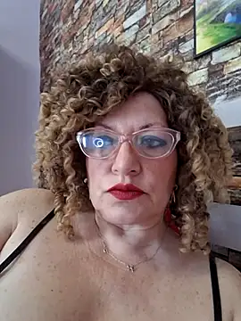 Snapshot of Hot_Azaleea chatting on April 2026 05:52:01 AM Hot Azaleea online show from April 2026 05:52:01 AM