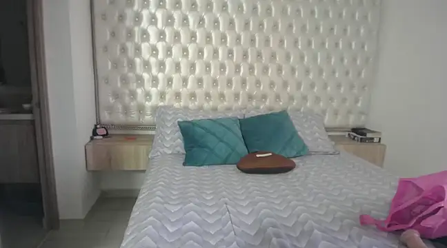 Snapshot of michell_fun23 chatting on January 2025 09:21:01 PM michell fun23 online show from January 2025 09:21:01 PM