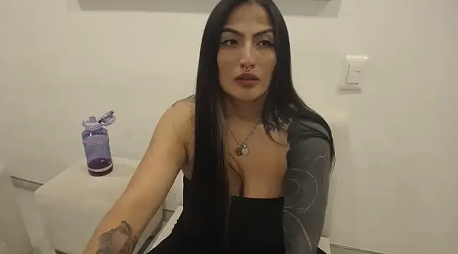 Snapshot of michell_fun23 chatting on February 2025 11:27:01 PM michell fun23 online show from February 2025 11:27:01 PM