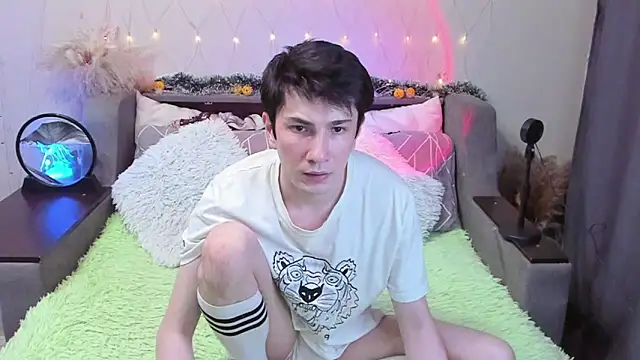 Yumi steve online show from November 2025 02:50:02 PM