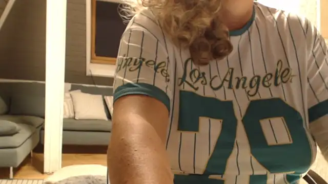 Snapshot of KimMitchelli chatting on October 2025 06:09:02 PM KimMitchelli online show from October 2025 06:09:02 PM