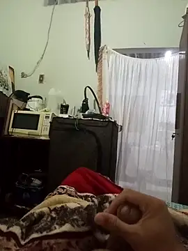 Snapshot of Edsondsos chatting on April 2026 12:27:02 AM Edsondsos online show from April 2026 12:27:02 AM