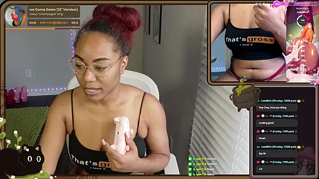 Snapshot of Cheybaaee chatting on March 2026 05:13:02 PM Cheybaaee online show from March 2026 05:13:02 PM